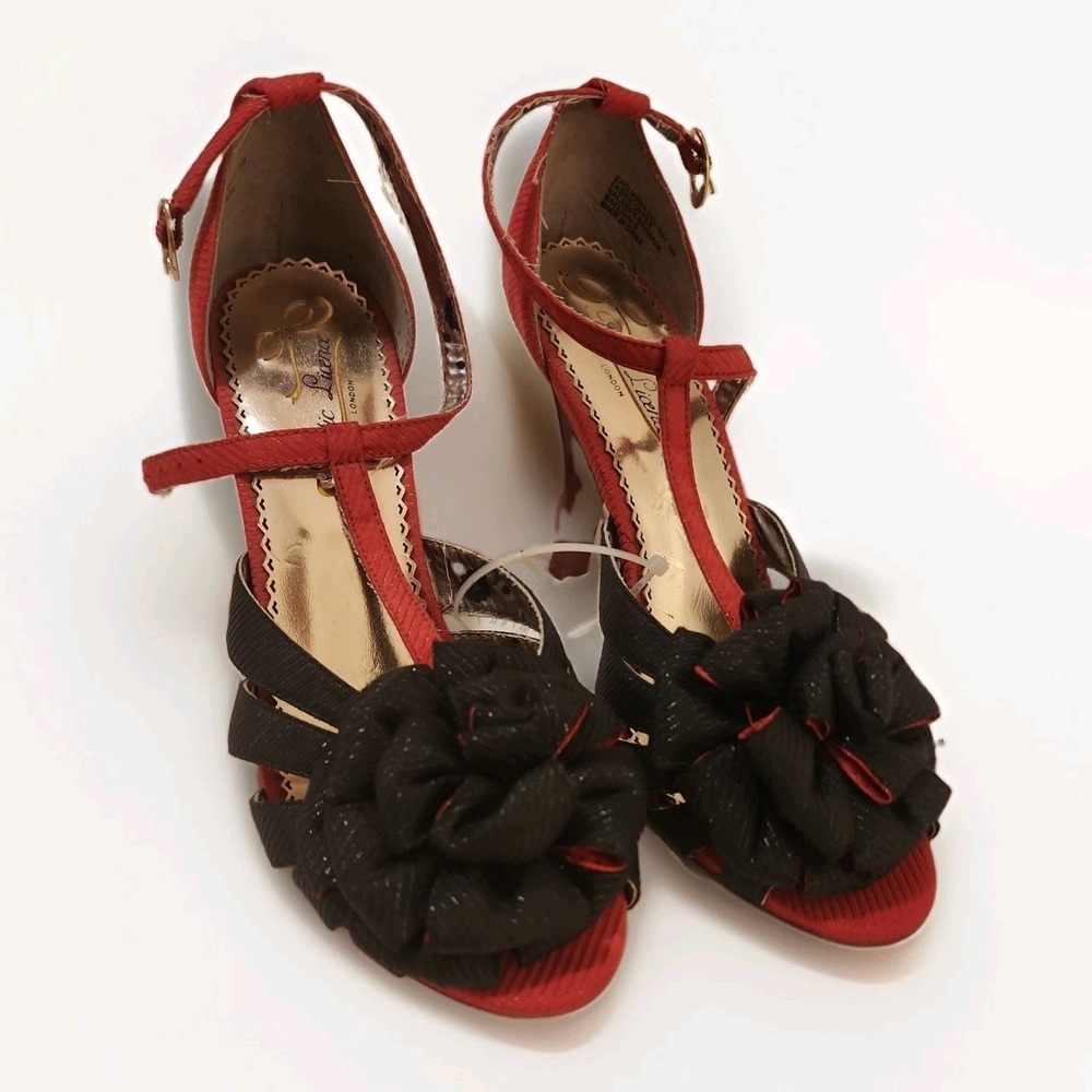 Poetic License Exclusive Delight High Heel Pumps Red black flower Women Sz US 8M